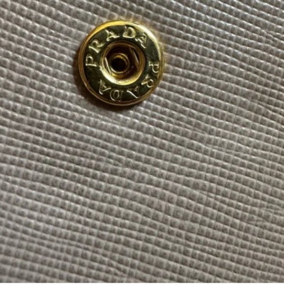 AUTHENTIC PRADA SAFFIANO LEATHER BEIGE ZIPPY WALLET WITH COA MADE IN ITALY - Picture 15 of 16